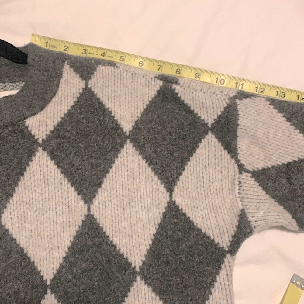 Abercrombie And Fitch Diamond Pattern Gray Size Xs - image 2